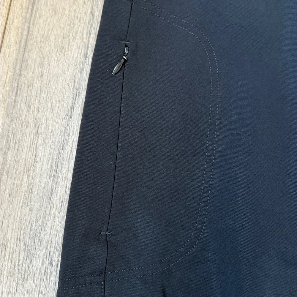 Mountain Hardwear Hiking She’ll Pants - Picture 4 of 10